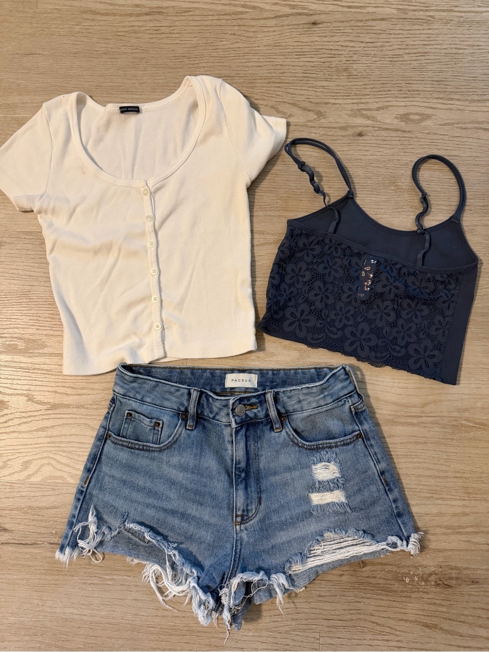 PacSun denim shorts high rise bundle size 25
